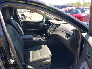 2020 Chevrolet Impala Premier with VIN 1G1105S33LU113794, listed as a IAAI auction lot 39594769 with 17,565 mi miles. Bid and sale history available at carsss.com. Image 5.