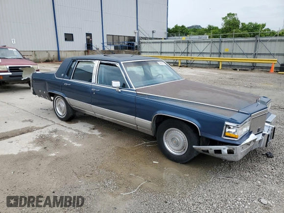 1990 Cadillac Brougham z VIN 1G6DW54Y9LR710711, wystawiony jako Copart lot #57469165 z przebiegiem Nie podano mil oraz Nie do naprawy • Non repairable. Historia ofert i sprzedaży dostępna na DreamBid. Obrazek 4.