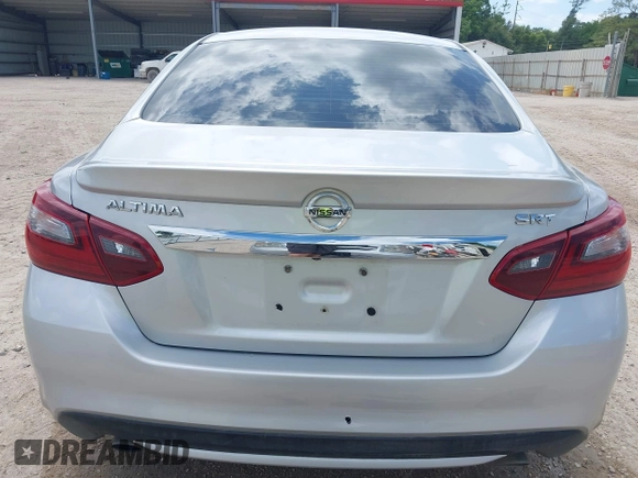 2017 Nissan Altima S z VIN 1N4AL3AP7HC275003, wystawiony jako IAAI lot #42420564 z przebiegiem 127 566 mil mil oraz . Historia ofert i sprzedaży dostępna na DreamBid. Obrazek 17.