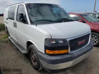 2019 GMC Savana Cargo Van with VIN 1GTW7AFG5K1256647, listed as a Copart auction lot 76400634 with 35,729 mi miles and Non Repairable. Bid and sale history available at carsss.com. Image 4.