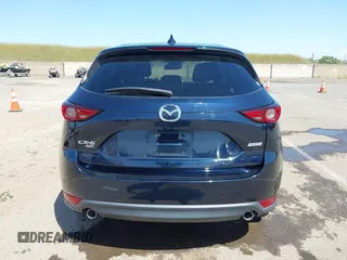 2018 Mazda CX-5 Grand Touring с VIN JM3KFBDM6J0326684, выставлен на аукционе IAAI как лот 42087646 с пробегом 111 192 миль миль и . История ставок и продаж доступна на DreamBid. Изображение 16.