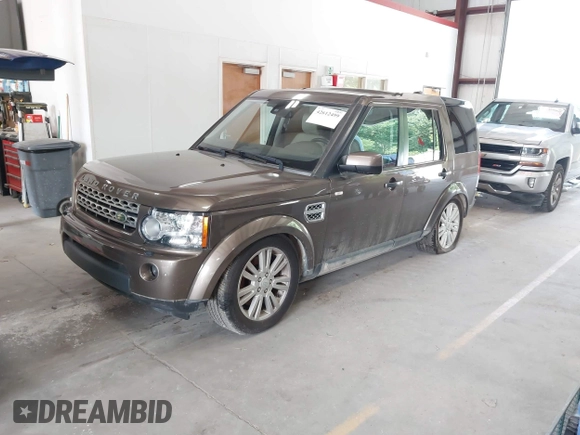 2010 Land Rover LR4 HSE with VIN SALAG2D42AA536395, listed as a IAAI auction lot 42612499 with 193,876 mi miles and . Bid and sale history available at DreamBid. Image 2.