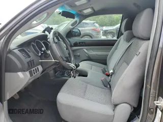 2013 Toyota Tacoma z VIN 5TFNX4CN2DX020635, wystawiony jako Copart lot #54427725 z przebiegiem 107 500 mil mil oraz Szkoda całkowita • Salvage title. Historia ofert i sprzedaży dostępna na DreamBid. Obrazek 7.