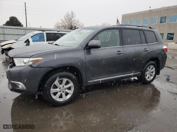 2011 Toyota Highlander with VIN 5TDBK3EH5BS057829, listed as a Copart auction lot 48073425 with 177,311 mi miles and Salvage Title. Bid and sale history available at carsss.com. Image 1.