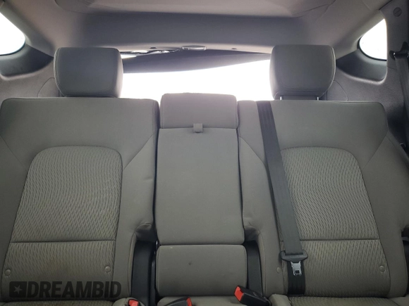 2018 Hyundai Santa Fe 2.4L z VIN 5NMZT3LB5JH092883, wystawiony jako Copart lot #48522495 z przebiegiem 69 745 mil mil oraz Szkoda całkowita • Salvage title. Historia ofert i sprzedaży dostępna na DreamBid. Obrazek 10.