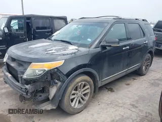 2013 Ford Explorer XLT z VIN 1FM5K7D90DGA55381, wystawiony jako IAAI lot #42194078 z przebiegiem 200 714 mil mil oraz . Historia ofert i sprzedaży dostępna na DreamBid. Obrazek 2.