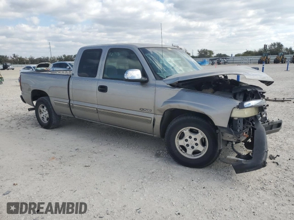 2000 Chevrolet Silverado 1500 with VIN 2GCEC19W6Y1189862, listed as a Copart auction lot 80524424 with 303,051 mi miles and Salvage Title. Bid and sale history available at DreamBid. Image 4.
