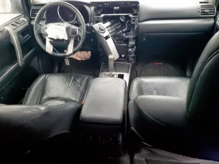 2011 Toyota 4Runner SR5 z VIN JTEZU5JR5B5021305, wystawiony jako Copart lot #55453275 z przebiegiem 194 752 mil mil oraz Szkoda całkowita • Salvage title. Historia ofert i sprzedaży dostępna na DreamBid. Obrazek 8.