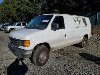 2004 Ford Econoline Cargo with VIN 1FTNE24LX4HA51567, listed as a Copart auction lot 89223615 with 235,782 mi miles and Clean Title. Bid and sale history available at carsss.com. Image 1.
