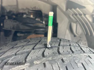 2018 Nissan NV Cargo S z VIN 1N6BF0KY2JN817370, wystawiony jako IAAI lot #42482598 z przebiegiem 201 034 mil mil oraz . Historia ofert i sprzedaży dostępna na DreamBid. Obrazek 1.