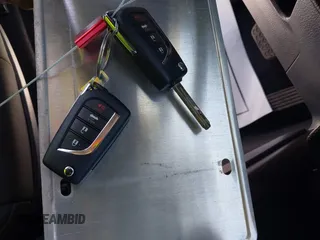 2023 Toyota Camry LE z VIN 4T1C11AKXPU804367, wystawiony jako IAAI lot #42019545 z przebiegiem 23 737 mil mil oraz . Historia ofert i sprzedaży dostępna na DreamBid. Obrazek 11.