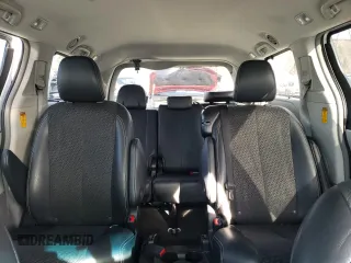 2014 Toyota Sienna SE with VIN 5TDXK3DCXES498422, listed as a Copart auction lot 51060775 with 131,541 mi miles and Clean Title. Bid and sale history available at DreamBid. Image 10.