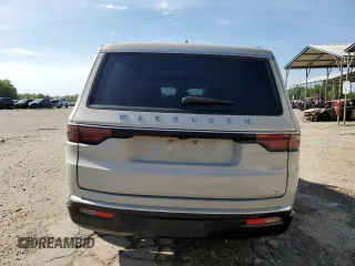 2022 Jeep Wagoneer Series II с VIN 1C4SJVBT8NS129187, выставлен на аукционе Copart как лот 53165565 с пробегом 73 078 миль миль и Списание • Salvage title. История ставок и продаж доступна на DreamBid. Изображение 6.
