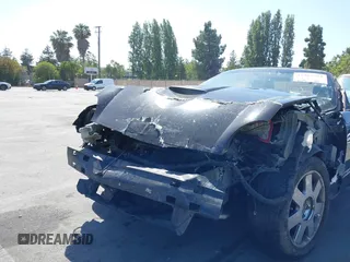 2002 Ford Thunderbird Hardtop Premium z VIN 1FAHP60A82Y103848, wystawiony jako IAAI lot #42467093 z przebiegiem Nie podano mil oraz . Historia ofert i sprzedaży dostępna na DreamBid. Obrazek 6.