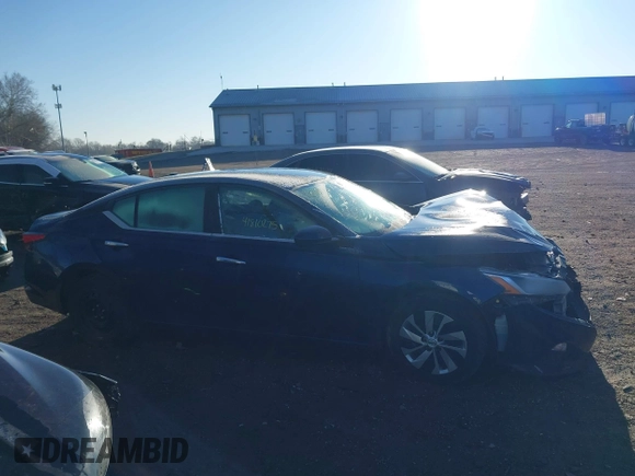 2020 Nissan Altima 2.5 S with VIN 1N4BL4BV9LC120968, listed as a IAAI auction lot 41810275 with 115,670 mi miles. Bid and sale history available at carsss.com. Image 14.