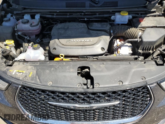 2023 Chrysler Pacifica Hybrid Limited with VIN 2C4RC1S7XPR595163, listed as a Copart auction lot 58182295 with 45,799 mi miles and Clean title. Bid and sale history available at DreamBid. Image 12.