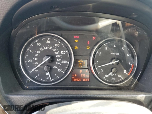 2008 BMW 3 Series 335i z VIN WBAWL73548PX54570, wystawiony jako Copart lot #54993625 z przebiegiem 159 225 mil mil oraz Szkoda całkowita • Salvage title. Historia ofert i sprzedaży dostępna na DreamBid. Obrazek 9.