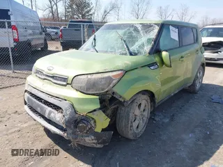 2017 Kia Soul with VIN KNDJN2A22H7888030, listed as a IAAI auction lot 41803846 with 118,582 mi miles. Bid and sale history available at carsss.com. Image 17.
