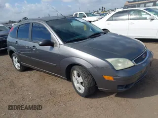 2007 Ford Focus S with VIN 1FAFP37N17W174231, listed as a IAAI auction lot 41901594 with 91,677 mi miles and . Bid and sale history available at carsss.com. Image 1.
