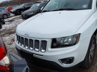 2017 Jeep Compass Latitude с VIN 1C4NJDEB5HD139453, выставлен на аукционе IAAI как лот 41160877 с пробегом 77 906 миль миль и . История ставок и продаж доступна на DreamBid. Изображение 13.