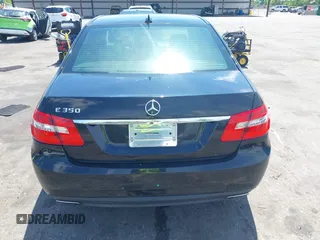 2011 Mercedes-Benz E-Class E 350 Luxury with VIN WDDHF5GB1BA462074, listed as a IAAI auction lot 42017000 with 170,658 mi miles. Bid and sale history available at carsss.com. Image 16.