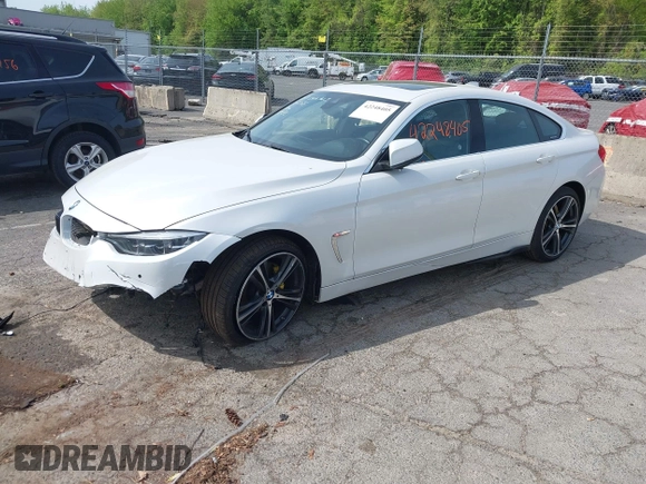 2019 BMW 4 Series 430i xDrive z VIN WBA4J3C55KBL08387, wystawiony jako IAAI lot #42248405 z przebiegiem 115 017 mil mil oraz . Historia ofert i sprzedaży dostępna na DreamBid. Obrazek 21.