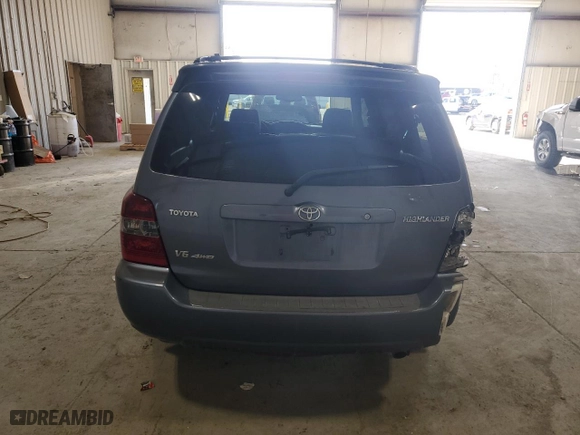 2004 Toyota Highlander with VIN JTEEP21A240013936, listed as a Copart auction lot 48365465 with 220,625 mi miles and Salvage Title. Bid and sale history available at carsss.com. Image 6.