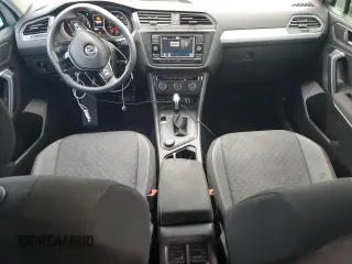 2021 Volkswagen Tiguan S z VIN 3VV0B7AX3MM013859, wystawiony jako Copart lot #51745945 z przebiegiem 100 240 mil mil oraz Szkoda całkowita • Salvage title. Historia ofert i sprzedaży dostępna na DreamBid. Obrazek 8.