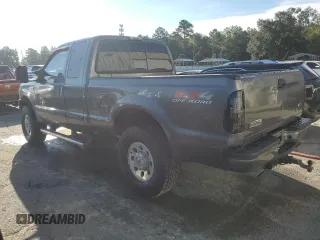 2005 Ford Super Duty F-250 XL with VIN 1FTSX21505EA54080, listed as a Copart auction lot 70567804 with 283,955 mi miles and Salvage Title. Bid and sale history available at carsss.com. Image 2.