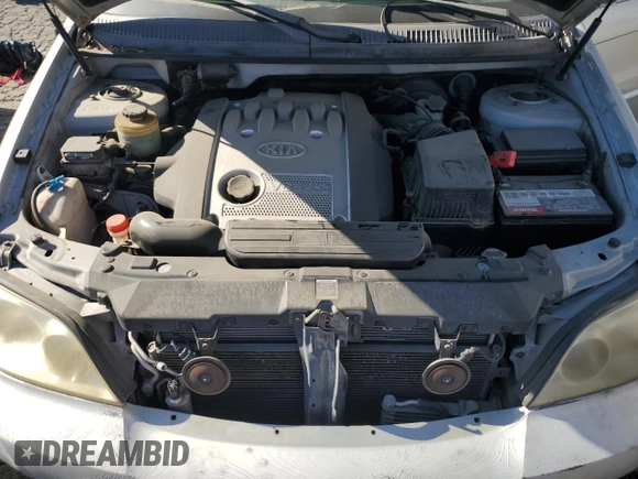 2004 Kia Sedona LX with VIN KNDUP131746573472, listed as a Copart auction lot 80593594 with 187,905 mi miles and Clean Title. Bid and sale history available at carsss.com. Image 12.