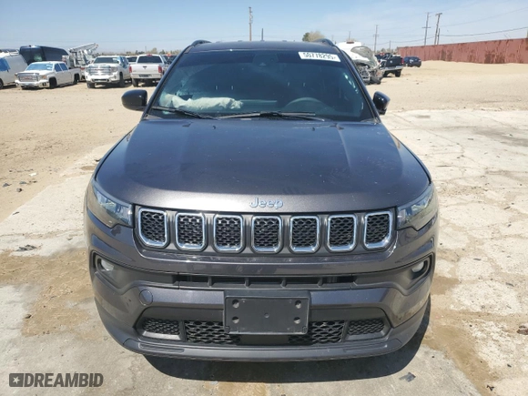 2024 Jeep Compass Latitude with VIN 3C4NJDBN2RT586672, listed as a Copart auction lot 50778295 with 8,434 mi miles and Salvage Title. Bid and sale history available at carsss.com. Image 5.