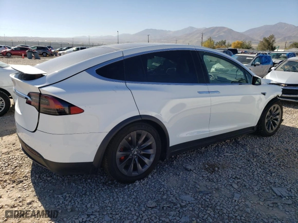 2018 Tesla Model X 75D with VIN 5YJXCAE43JF090044, listed as a Copart auction lot 72898193 with 47049 miles. Bid and sale history available at carsss.com. Image 3.