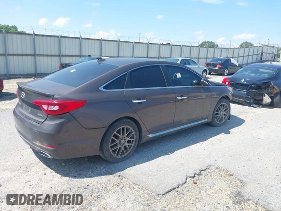 2017 Hyundai Sonata Sport with VIN 5NPE34AF4HH472661, listed as a IAAI auction lot 39608418 with Not Provided miles. Bid and sale history available at carsss.com. Image 4.