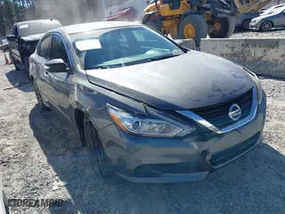 2016 Nissan Altima 2.5 SL with VIN 1N4AL3APXGC283188, listed as a IAAI auction lot 41625378 with 133,821 mi miles. Bid and sale history available at carsss.com. Image 1.