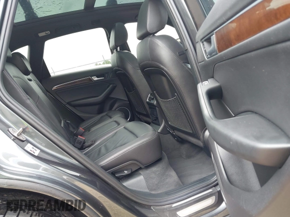 2016 Audi Q5 Premium Plus z VIN WA1L2AFP5GA141386, wystawiony jako IAAI lot #42076325 z przebiegiem 85 808 mil mil oraz . Historia ofert i sprzedaży dostępna na DreamBid. Obrazek 8.