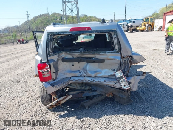 2015 Jeep Patriot High Altitude with VIN 1C4NJRAB9FD353751, listed as a IAAI auction lot 42099206 with 62,569 mi miles. Bid and sale history available at carsss.com. Image 6.