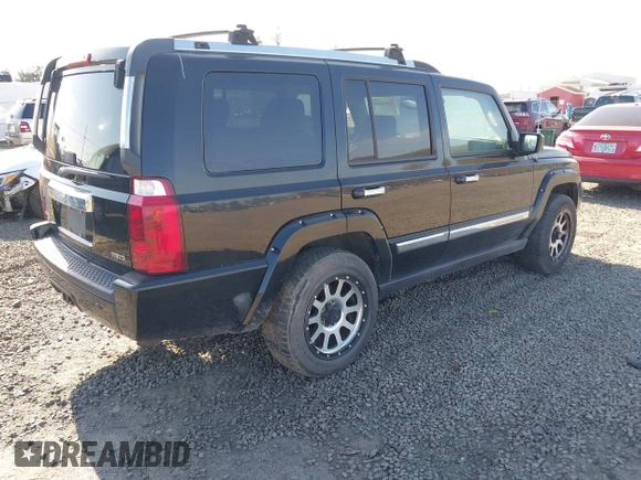 2008 Jeep Commander Overland with VIN 1J8HG682X8C140924, listed as a IAAI auction lot 42034619 with 237,939 mi miles. Bid and sale history available at carsss.com. Image 4.