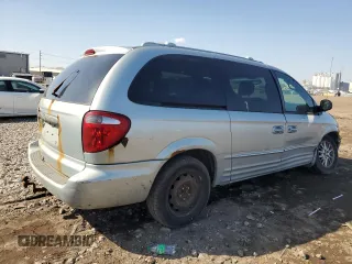2002 Chrysler Town & Country Limited with VIN 2C8GP64L22R626979, listed as a Copart auction lot 49337495 with 203,885 mi miles and Salvage Title. Bid and sale history available at carsss.com. Image 3.