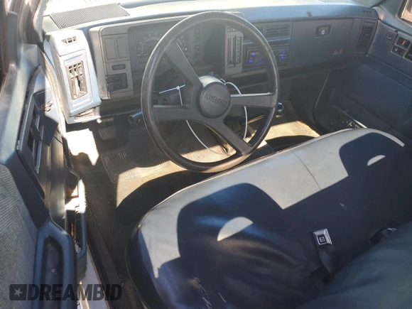 1993 GMC Sonoma with VIN 1GTCS14R2P8516409, listed as a Copart auction lot 42676805 with 225,122 mi miles and Salvage Title. Bid and sale history available at DreamBid. Image 8.