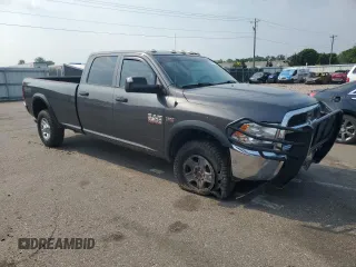 2017 Ram 2500 Tradesman with VIN 3C6UR5HJ7HG740256, listed as a Copart auction lot 59470195 with 153,882 mi miles and Salvage title. Bid and sale history available at DreamBid. Image 4.