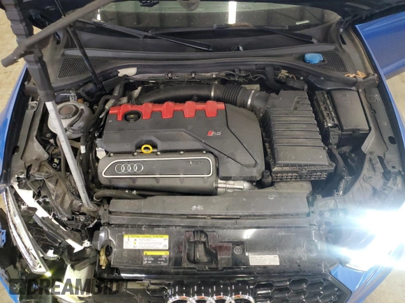 2019 Audi RS 3 z VIN WUABWGFF6KA903863, wystawiony jako Copart lot #47354075 z przebiegiem 66 136 mil mil oraz Szkoda całkowita • Salvage title. Historia ofert i sprzedaży dostępna na DreamBid. Obrazek 11.