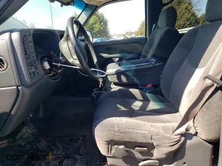 2002 Chevrolet Avalanche with VIN 3GNEK13T72G133453, listed as a Copart auction lot 48813245 with 353,780 mi miles and Salvage Title. Bid and sale history available at carsss.com. Image 7.