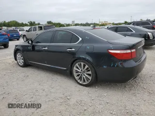 2009 Lexus LS 460 z VIN JTHCL46F995000410, wystawiony jako Copart lot #65979874 z przebiegiem 152 999 mil mil oraz Szkoda całkowita • Salvage title. Historia ofert i sprzedaży dostępna na DreamBid. Obrazek 2.