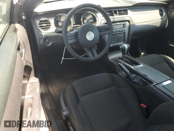 2010 Ford Mustang V6 with VIN 1ZVBP8AN1A5134837, listed as a Copart auction lot 63277735 with 196,203 mi miles and Clean title. Bid and sale history available at DreamBid. Image 8.