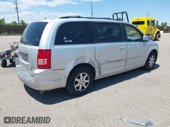 2008 Chrysler Town & Country Touring with VIN 2A8HR54P98R791104, listed as a IAAI auction lot 42485737 with 172,260 mi miles and . Bid and sale history available at DreamBid. Image 4.