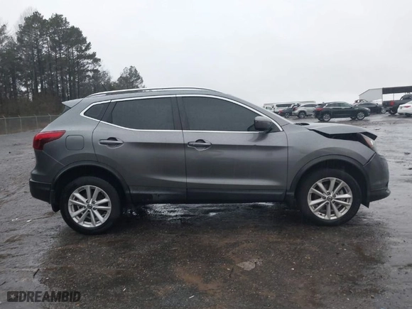 2019 Nissan Rogue Sport SV with VIN JN1BJ1CP9KW243586, listed as a IAAI auction lot 41552212 with 68,744 mi miles. Bid and sale history available at carsss.com. Image 13.