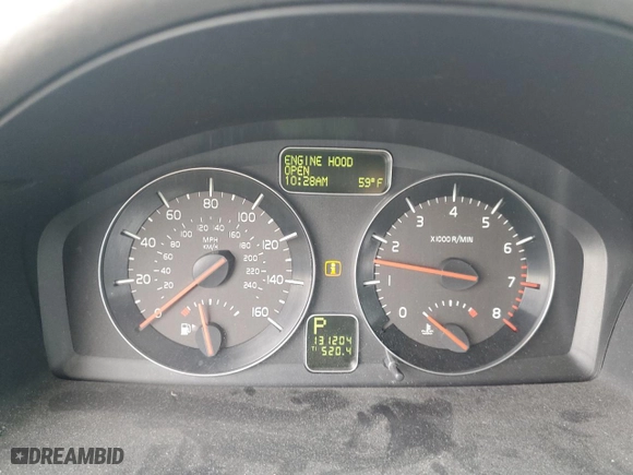 2011 Volvo V50 with VIN YV1672MW5B2617766, listed as a Copart auction lot 76826374 with 131,204 mi miles and Salvage Title. Bid and sale history available at carsss.com. Image 9.