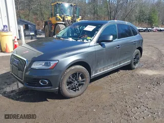 2015 Audi Q5 Premium Plus with VIN WA1LFAFP3FA098217, listed as a IAAI auction lot 41860872 with NaN miles. Bid and sale history available at carsss.com. Image 17.
