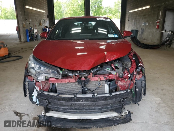 2018 Toyota C-HR XLE with VIN NMTKHMBX7JR032119, listed as a Copart auction lot 61007975 with 100,093 mi miles and Salvage title. Bid and sale history available at DreamBid. Image 5.