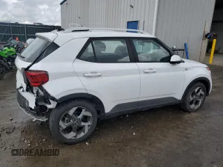 2022 Hyundai Venue SEL with VIN KMHRC8A33NU183976, listed as a Copart auction lot 60306645 with 17,066 mi miles and Salvage title. Bid and sale history available at DreamBid. Image 3.